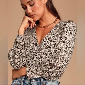 Lulus sweet spot animal print cheeta button down blouse size small black taupe